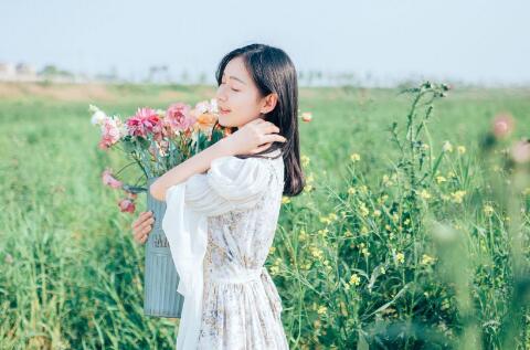 怎么判断女生是否单身 女生单身的表现